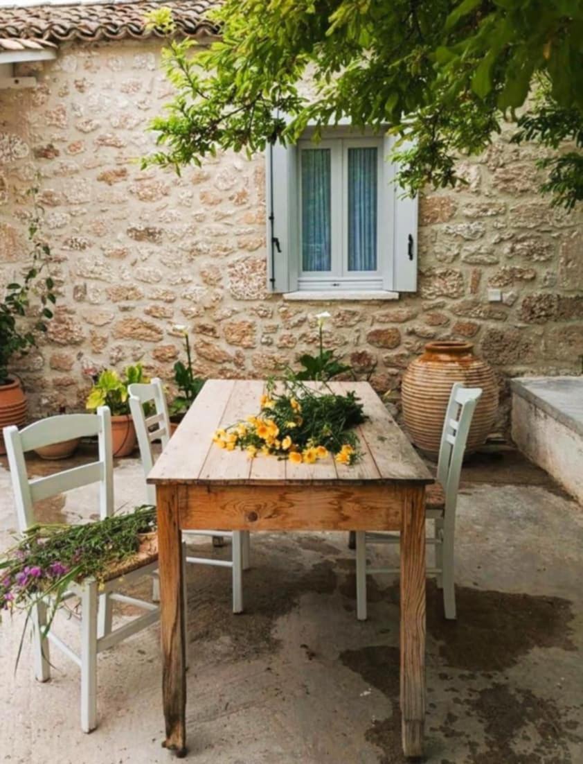 Aνεξάρτητη Παραδοσιακή Πέτρινη Κατοικία Corinth Экстерьер фото